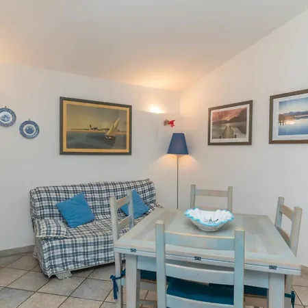 Village 9c Apartment Palau