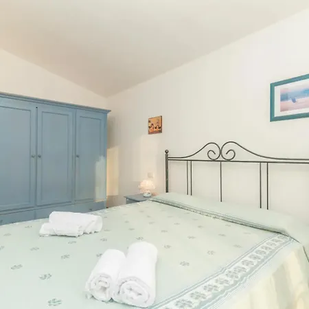 Village 9c Apartment Palau
